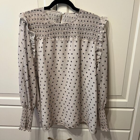 Tops - Ivory Smocked Ruffle Shoulder Long Sleeve‎ Lightweight Blouse (2X) SO CUTE!